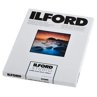 Ilford Druckerpapier STUDIO Glossy 200gsm A3 50 Blatt - Fotopapier mit hoher Bildqualität und Beständigkeit, ideal für brillante Drucke und schnell trocknend, PEFC-zertifiziert.