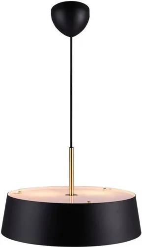 Nordlux Clasi 45 Pendelleuchte, E14, 3x15W, schwarz - Lampen im modernen Design, mit elegantem schwarzen Metallschirm und edler Messingaufhängung für stilvolle Beleuchtung in jedem Raum.