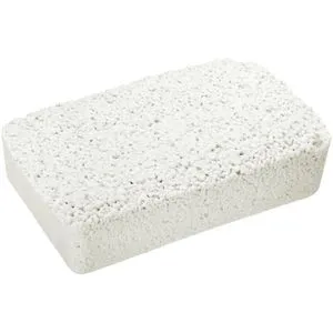 Wenko Feuchtigkeitskiller Nachfüller 2kg - Luftentfeuchter für trockene Räume, umweltfreundlich und laborgeprüft. Schützt Wände, Möbel und Textilien bis zu 6 Monate vor Feuchtigkeit und Schimmel.