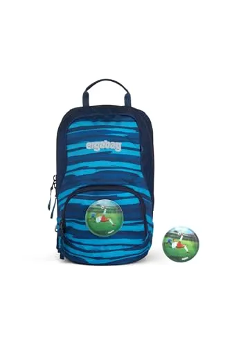 ergobag Freizeitrucksack Ease Backpack 6L Bärt blau - Schulranzen für Kindergartenkinder, ergonomisch geformt, leicht und aus recyceltem Material, mit reflektierenden Elementen für Sicherheit und individuelle Gestaltung durch austauschbare Kletties.