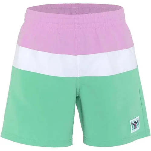 CHIEMSEE Badehose mit Blockstreifen für Jungen - Sportliche CHIEMSEE Badehose mit coolem Blockstreifen-Design. Bequemer Regular Fit und schnelltrocknendes Material sorgen für optimale Bewegungsfreiheit beim Spielen und Schwimmen. Gummizugbund mit Kordelzug für sicheren Sitz.