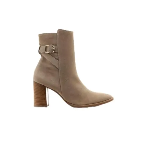 Paul Green Damen Stiefelette 8147-026 aus Rauleder, Beige, EU 5/38 - Wanderschuhe aus hochwertigem Veloursleder mit Lederfutter für besten Tragekomfort und Stil bei Outdoor-Aktivitäten.