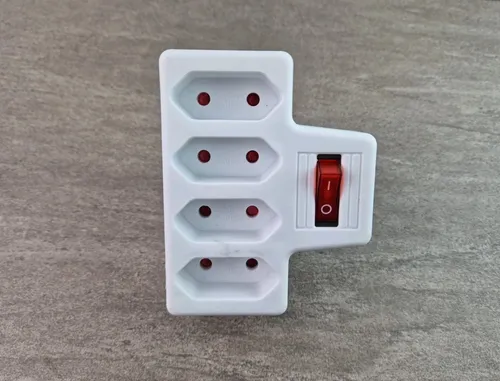 Fach Euro Adapterstecker mit Schalter Euro Adapterstecker 4 Fach weiß Heitech 4
