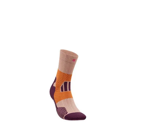 Bauerfeind Laufsocken Trail Run Mid Cut Socks - Trailrunning Socken mit spezifischen Kompressionszonen für optimalen Halt und Komfort im Gelände. Die „Infinity Zone X-TREME“ sorgt für zusätzliche Stabilität am Sprunggelenk.