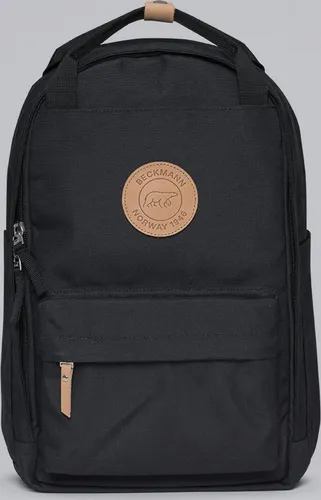 Beckmann Rucksack City Light Black - Schulrucksack mit flexiblem Design, verwandelt sich durch versteckte Schultergurte in eine praktische Tasche – ideal für Freizeit und Reisen.