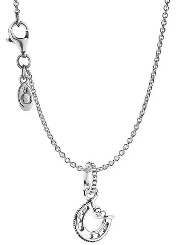 Pandora Kette mit Hufeisen Anhänger aus 925 Sterlingsilber - Kette mit 45 cm Länge und glänzendem Hufeisen-Anhänger aus 925 Sterlingsilber, verziert mit funkelndem Zirkonia – das perfekte Schmuckstück für Glücksbringer!