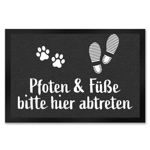 trendaffe - Pfoten & Füße Bitte Hier abtreten Fußmatte XXL - Schutz für Ihre Wohnung! Die Pfoten & Füße Bitte Hier abtreten Fußmatte XXL überzeugt mit rutschfester Gummiunterseite und hochwertigem Druck. Ideal für Tierliebhaber und Familien. Maße: ca. 75x50cm.