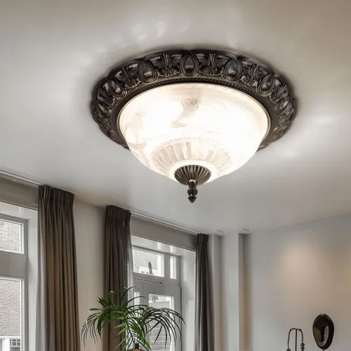 Antike Deckenlampe mit Blumendekor - Lampen: Stilvolle Deckenleuchte im Landhausstil aus antikem Silber mit Glas-Blumendekor, ideal für stimmungsvolle Beleuchtung in Wohn- und Schlafzimmer.
