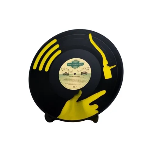 DJ Vinyl Dekoartikel aus einer echten Schallplatte - Poolbeleuchtung aus recycelten Schallplatten, ein nachhaltiges Deko-Highlight für Musikliebhaber, das Nostalgie und Kreativität in Ihr Zuhause bringt.