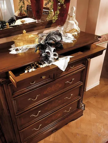 Massivholz Kommode im Art déco Stil – 4 Schubladen - Elegante Kommode aus massivem Holz in Braun, ideal für Schlafzimmer. Mit 4 geräumigen Schubladen und freistehender Montage – ein stilvolles Möbelstück für Ihr Zuhause.