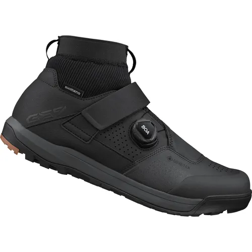 Shimano GE900 black (L01) 42 - Mountainbikeschuhe für Herren mit wasserdichtem GORE-TEX Innenschuh und BOA Fit System für präzise Anpassung. Ideal für jede Wetterlage und Terrain, bieten sie optimalen Halt und Kontrolle.
