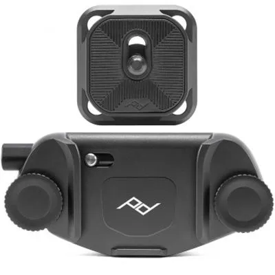 Peak Design Capture Clip mit ARCA Wechselplatte schwarz - Kamerazubehör für Fotografen, ermöglicht eine sichere Befestigung deiner Kamera an Gurt oder Gürtel für schnellen Zugriff.