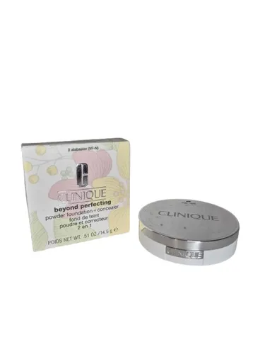 Clinique Beyond Perfecting Powder Foundation + Concealer 02 Alabaster - Foundation und Concealer in einem, ideal für ein makelloses Finish und langanhaltende Deckkraft. Perfekt für Damen, die Wert auf hochwertige Make-up Produkte legen.