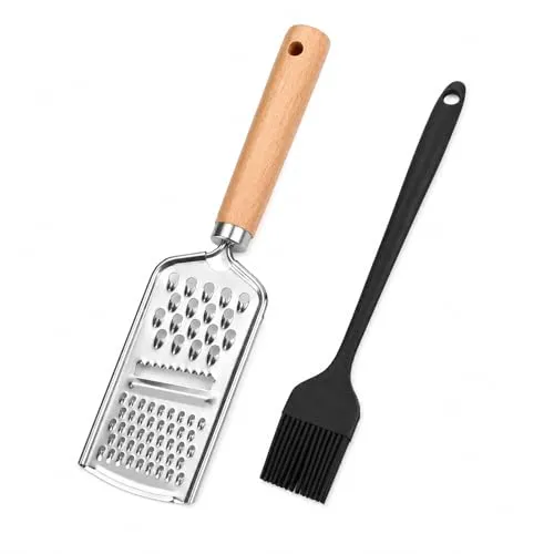 Universalreibe 3-in-1 Edelstahl, Buchenholzgriff – Parmesanreibe, Käsereibe, Gemüsehobel – Scharfes Reiben, Hobeln & Raspeln – Für Zitrone, Ingwer, Schokolade, Gurke & Gemüse