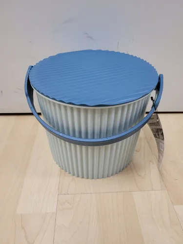 Hachiman Eimer mit Deckel, mini, 4 Liter, hellblau - Müll- & Abfalleimer mit abnehmbaren Deckel, ideal für Innen- und Außenbereich, platzsparend und vielseitig einsetzbar für verschiedene Abfälle.