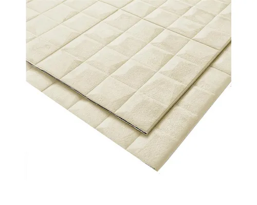 3D Wandpaneele selbstklebend – Beige Samtoberfläche, einfache Montage - Tapeten – Hochwertige 3D Ziegel-Wandpaneele mit realistischer Samtoberfläche, ideal für stilvolle Akzente in jedem Raum. Selbstklebend für mühelose Montage.