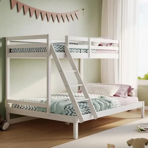 Kids Collective Hochbett 90x200 mit großem Bett unten 140x200 | EN 747-zertifiziert, stabil & platzsparend | 206x147x145 cm | inkl. Matratze | Weiß - ✅ EN 747-zertifiziertes Hochbett für höchste Sicherheitsstandards. Ideal für Geschwister oder Übernachtungsgäste mit 2-in-1-Lösung. Robuste Bauweise für den täglichen Einsatz und platzsparend für mehr Spielraum im Kinderzimmer.