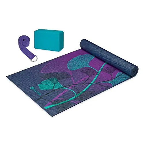 Gaiam Yoga-Set für Anfänger, Lilienschatten - Yoga-Starter-Set: Enthält eine rutschfeste Yogamatte, Yoga-Block und Yoga-Gurt für optimale Unterstützung und Flexibilität, inklusive zwei Yoga-Workouts mit Rodney Yee.