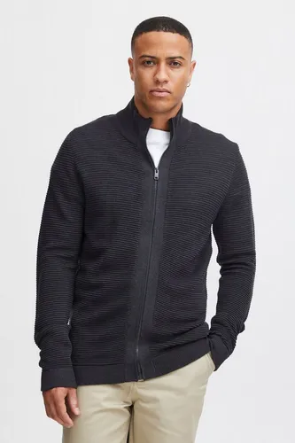 !Solid Strickjacke SDNicklas mit Reißverschluss - Entdecke die !Solid Strickjacke SDNicklas, ideal für jeden Anlass. Der durchgehende Reißverschluss ermöglicht vielseitige Styling-Optionen. Hochwertige Verarbeitung und angenehmer Tragekomfort machen sie zum perfekten Begleiter.