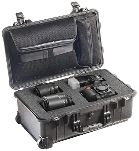Peli 1510LFC Laptop Reisekoffer, Laptoptasche und ein Zubehörbeutel im Deckel, IP67 Wasserdicht, 27L Volumen, , Mit Schaumstoffeinlage (Anpassbar), Farbe: Schwarz