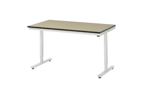 RAU Arbeitstisch adlatus 150 elektrisch höhenverstellbar - Hochwertiger Arbeitstisch mit MDF-Arbeitsplatte, elektrisch höhenverstellbar für ergonomisches Arbeiten. Ideal für Home Office und professionelle Anwendungen.