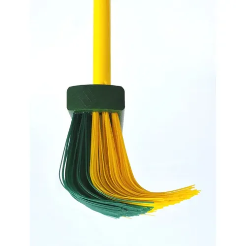 Fritze Krallenbesen Hof & Garten 30 cm mit Teleskopstiel - Besen für Hof & Garten mit 30 cm Arbeitsbreite, ideal zum mühelosen Kehren von Laub und Schmutz. Die flexiblen Borsten passen sich perfekt an unebene Böden an.