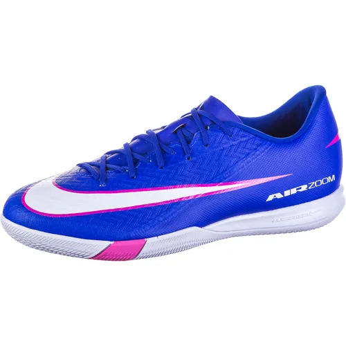 Nike ZOOM VAPOR 16 ACADEMY IC Fußballschuhe Herren - Hochwertige Fußballschuhe für Straßen- und Halleneinsatz, inspiriert von Stars wie Kylian Mbappe. Das innovative NikeSkin-Obermaterial sorgt für optimale Ballkontrolle.