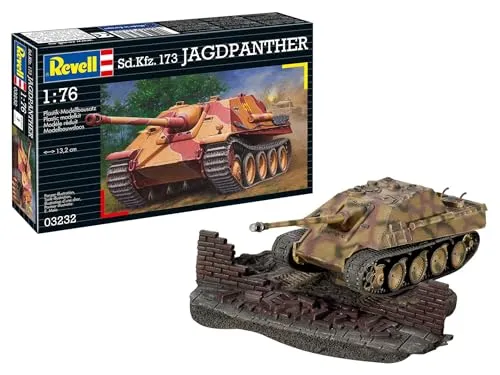 Revell Modellbausatz Panzer 1:76 - Sd.Kfz.173 Jagdpanther im Maßstab 1:76, Level 4, originalgetreue Nachbildung mit vielen Details, 03232