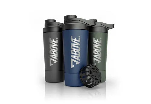 ABOVE. Protein Shaker Edelstahl 750ml – BPA-frei & isolierend - Shaker für Eiweiß- & Sportgetränke, hält Getränke bis zu 12 Stunden kalt oder heiß und sorgt für klumpenfreie Shakes dank integriertem Sieb.