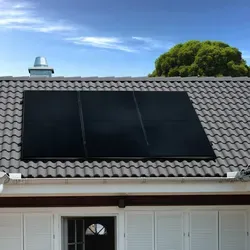 Balkonstrom Balkonkraftwerk 1500 Watt - Komplettset mit Bifazialen Modulen - Balkonkraftwerk 1500 W mit drei bifazialen Full-Black-Modulen für maximale Energieausbeute. Inklusive WLAN-Wechselrichter für einfache Überwachung und 25 Jahre Garantie auf die Module.