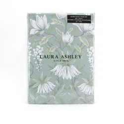 Laura Ashley Bettwäsche Doppel Parterre Sage 200x200 cm inkl. 2 Kissenbezüge - Grün - Die Laura Ashley Bettwäsche Parterre Sage in 200x200 cm bringt mit ihrem eleganten Blattdesign frischen Stil in Ihr Schlafzimmer. Aus 100% Baumwollsatin gefertigt, sorgt sie für ein angenehmes Schlafklima und ist pflegeleicht.