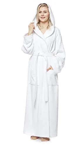 Arus Damenbademantel mit Kapuze, Baumwolle, XS-S, Weiß - Kuscheliger Damenbademantel aus 100% Baumwolle, ideal für Sauna und Wellness. Mit Kapuze, großen Taschen und Bindegürtel für höchsten Komfort und stilvolles Design.