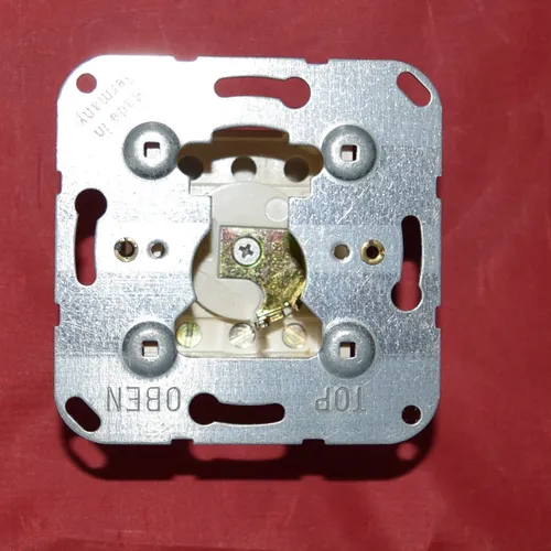 Gira 16300 Schlüsseltaster 1P. UP EINS. - Smart Home Schlüsseltaster für DIN-Profilhalbzylinder, ideal zur Jalousiesteuerung, einfache Unterputz-Montage, robust und zuverlässig.