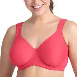Miss Mary Stay Fresh Molded Underwired Bra BH Korall D 105 - Funktionsunterwäsche mit innovativer Stay Fresh-Technologie für frischen Tragekomfort den ganzen Tag – ideal für ein elegantes und unsichtbares Tragegefühl.