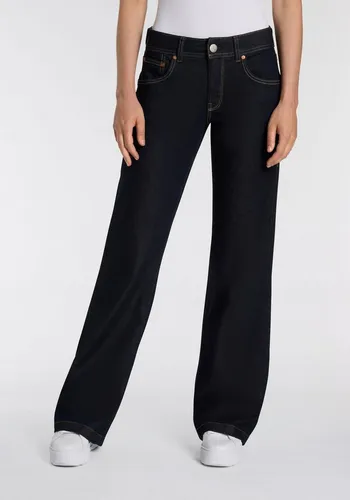 Herrlicher Edna Denim Comfort Bootcut-Jeans - Vielseitige Damen-Bootcut-Jeans mit normaler Leibhöhe. Robuste und pflegeleichte Denim-Qualität für stilvolle Outfits von lässig bis elegant.