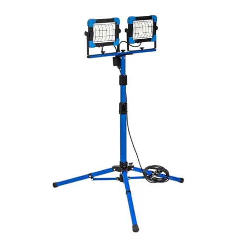 as - Schwabe Slimline Pro LED Strahler 2 x 50W 6.500 lm - Stativ verstellbar von 1,07 m bis 2,05 m - original OSRAM Chip - IP65 Strahlergehäuse - Schutzgitter - 5 m Leitung - Tragetasche - IP44, 46445