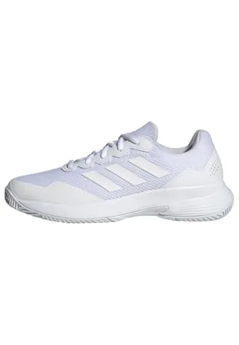 ADIDAS Herren Tennisoutdoorschuhe Gamecourt 2.0 - Leicht & Bequem - Tennisschuhe mit leichtem Mesh-Obermaterial und gepolstertem Fersenbereich für optimalen Tragekomfort. Die Adiwear Außensohle bietet hervorragende Traktion und Strapazierfähigkeit auf Hartplätzen.