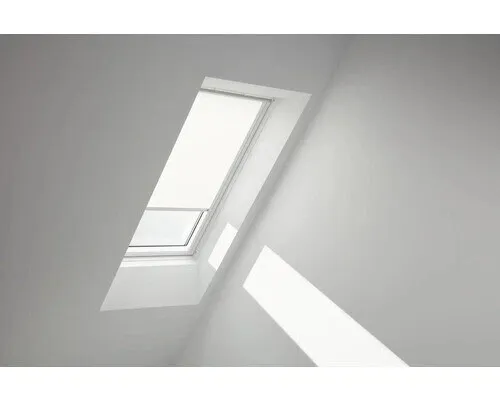 VELUX Sichtschutzrollo SK08, Weiß - Perfekte Passgenauigkeit - Seitenzug- & Springrollos, idealer Sichtschutz mit stufenloser Lichtkontrolle und einfachem Einbau für VELUX Dachfenster.
