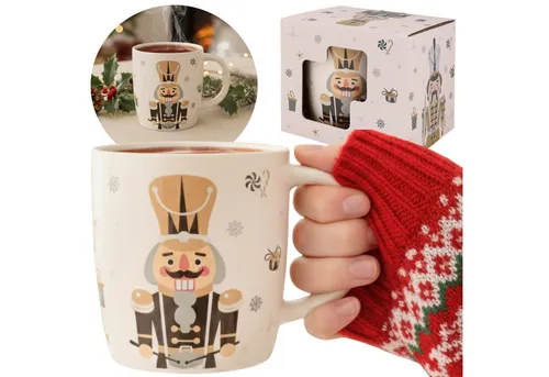 sarcia.eu WEIHNACHTSBECHER Porzellan, Weihnachtsmotiv – Nussknacker – VERPACKT IN EINER GESCHENKBOX, Cremig 365 ml (A)