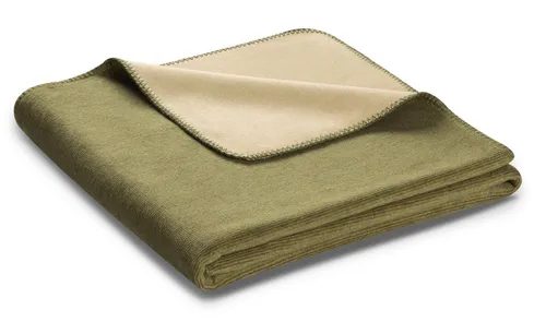 Biederlack Melange Doubleface Kuscheldecke 150 x 200 cm - Oliv-Sahara - Bettdecke aus 58% Baumwolle, pflegeleicht und waschbar bis 30°C. Made in Germany, mit feiner Melange-Optik und Häkelsaum, ideal für moderne Akzente im Wohnbereich.