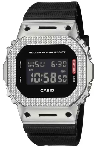 Casio G-Shock GM-5600M-1ER Sportuhr Schwarz von CASIO