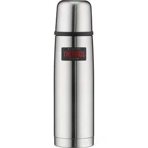 Thermosflasche Light und Compact, 0,5 l Edelstahl - Thermobehälter, doppelwandige Isolierflasche mit Push & Pour Verschluss, hält Getränke 12 Stunden heiß und 24 Stunden kalt, spülmaschinenfest und bruchfest.
