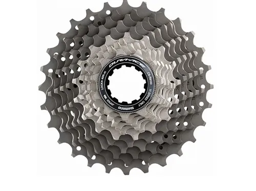 Shimano CS-R9100 Dura-Ace 11-speed Kassette 11 - 30T - Hochwertige 11-Gang Kassette für präzise Schaltvorgänge beim Radfahren, leichtes Design mit nur 260g, ideal für anspruchsvolle Rennradfahrer.