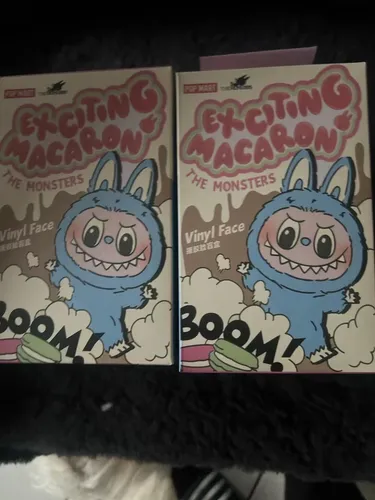 Pop Mart Labubu The Monsters Macaron Vinyl Blind Box - Handtaschen-Accessoires, originelles Design mit Labubu Charakter, perfekt als charmantes Sammlerstück für Damen