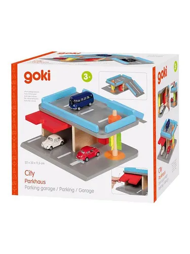 Goki - Wooden City Parking Garage 4 parts - Spielzeugauto: Kompakte Parkgarage mit zwei Etagen, ideal für kleine Auto-Fans, inklusive Tankstelle und Waschanlage, fördert kreatives Spielen.