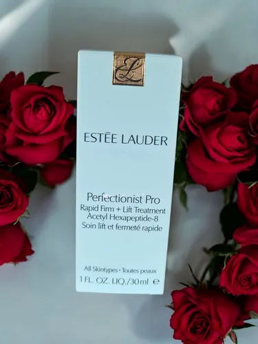 Estée Lauder Perfectionist Pro Rapid Firm Lift Treatment 30 ml - Gesichtsreiniger mit sofortigem Lifting-Effekt, ideal für alle Hauttypen, fördert straffe und jugendlich aussehende Haut.