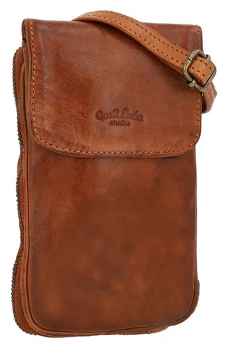 Gusti Leder Umhängetasche Estera - Vintage-Look - Stilvolle Umhängetasche aus hochwertigem braunem Vintage-Leder, langlebig und praktisch für den täglichen Gebrauch.