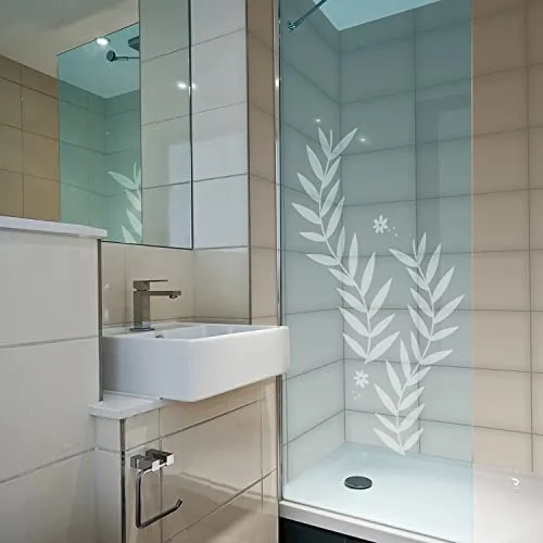 atFoliX Glasdekorfolie Lorbeerzweig - Sichtschutz und Dekoration - Attraktive Milchglasfolie mit konturgeschnittenem Lorbeerzweig-Motiv (60 x 103 cm). Ideal für kreative Innen- und Außendekoration auf glatten Glasflächen. Lichtdurchlässig und pflegeleicht. Made in Germany.