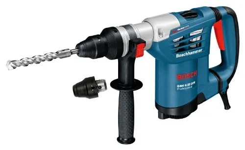 Bosch Professional Bohrhammer GBH4-32DFR – kraftvoll und langlebig - Bohrmaschinen: Der Bosch Bohrhammer GBH 4-32 DFR mit 900-W-Motor und 4,2 J Schlagenergie bietet hohe Meißelabtragsleistung und Vibration Control für müheloses Arbeiten.