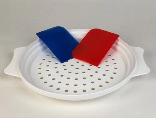 Spätzlesieb Spätzlehobel - Praktische Spätzlereibe für perfekte Spätzle - Sonstige Küchenutensilien, ideal für die einfache und schnelle Zubereitung von Spätzle in der heimischen Küche.